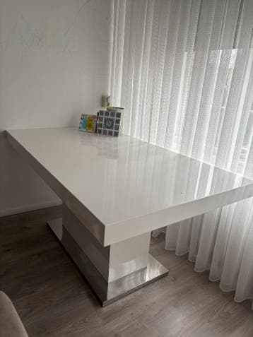 Eettafel GRATIS MEENEMEN