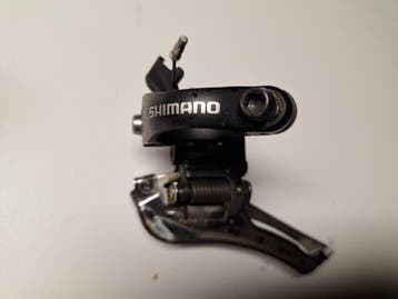 Voorderailleur: Shimano GRX 800, braze-on.