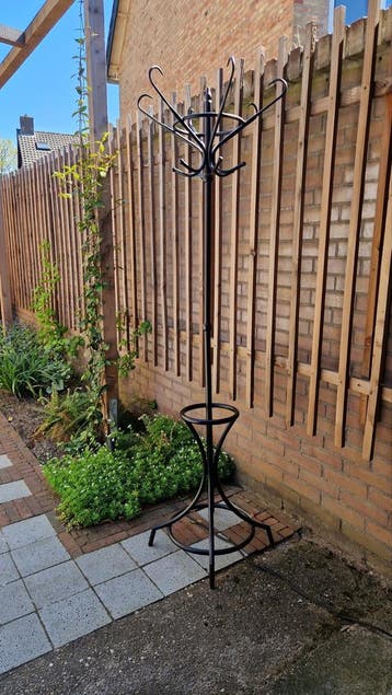 Zo goed als nieuwe kapstok - gratis af te halen