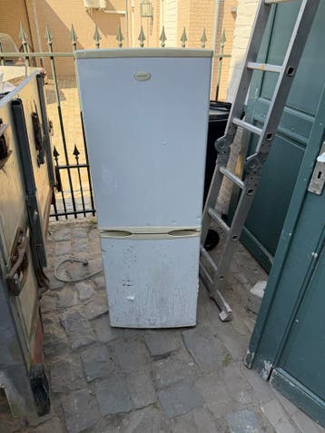 GRATIS Koelkast met vriesvak - Vandaag Ophalen!