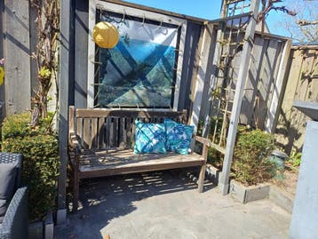 Houten bankje gratis op te halen