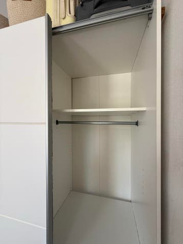 Kledingkast gratis af te halen