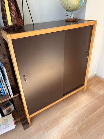 Houten kast met schuifdeuren - Breed 1.10m, Diep 45cm, Hoog