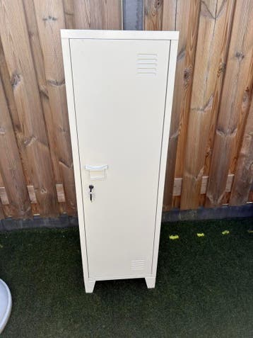 Metalen Locker Kast – Industrieel & Compact (Wit/Off-white)