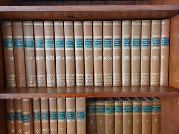 Gratis Encyclopedieën, jaarboeken, woordenboeken (1976-2002)