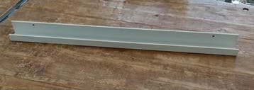 Gratis - Wandplank voor schilderijen