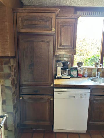 Gratis complete keuken met apparatuur (excl. vaatwasser)