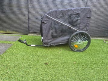 Hondenfietstrailer gratis af te halen