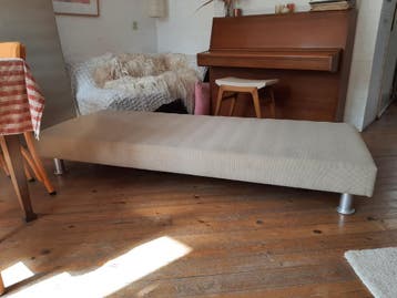 Bed delen, 2 stuks (gratis)