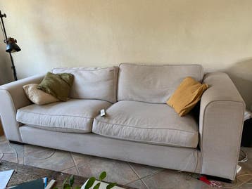 Heerlijke bank , 3 zits, creme stof