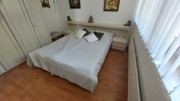 Witte slaapkamer compleet kast twee persoonbed gratis