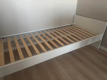 Ikea bedframe + lattenbodem gratis op te halen