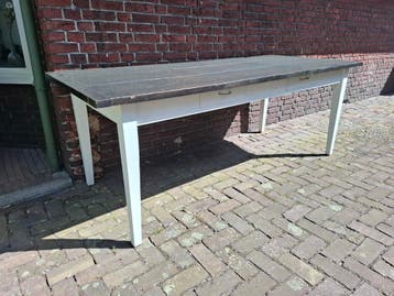 Vintage houten tafel met lades - Wit onderstel