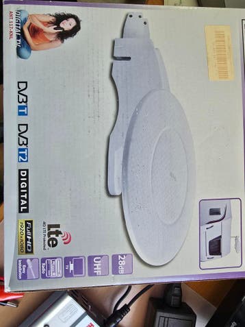 Radio en TV Antenne voor boot, camper, DVB-T/T2, Full HD