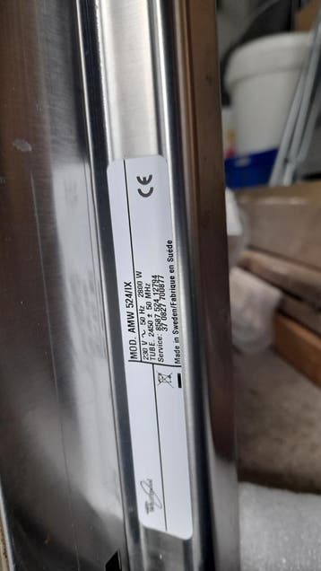 Combimagnetron defect.whirlpool Oven werkt wel. Gratis