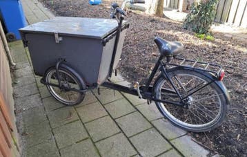 Gestolen bakfiets: goud/wit frame, Prins Mauritssingel