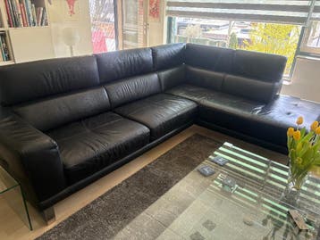GRATIS - Hoekbankstel en losse fauteuil (zwart leer)