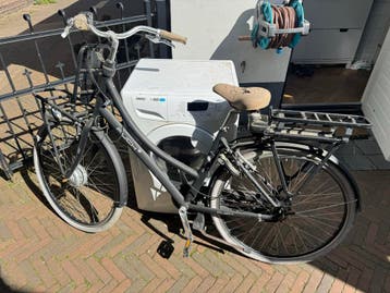 Puch fiets met voordrager en mand - opknapper