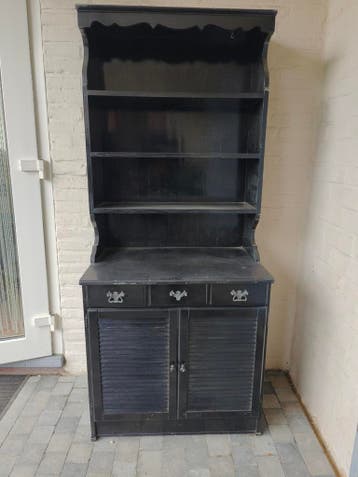 Gratis af te halen: Zwarte buffetkast met planken en lades
