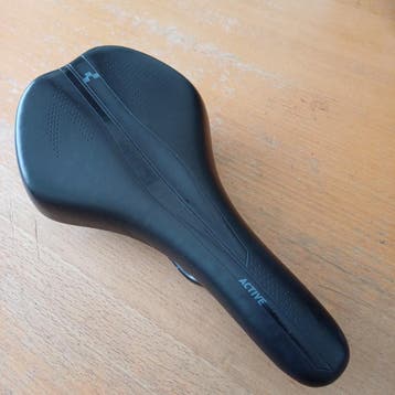 Cube Natural Fit Active Zadel - Zo goed als nieuw
