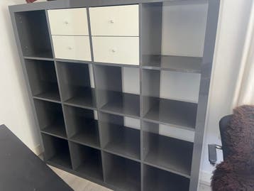 Gratis afhalen, Ikea Kallax kast, grijs met witte lades