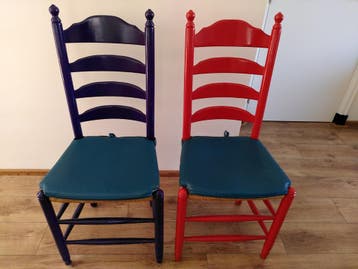 Gratis eettafel stoelen van hout en riet