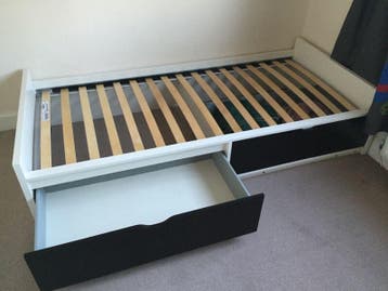 Ikea Flaxa bed met 2 laden, lattenbodem en matras
