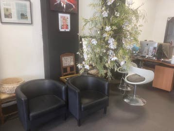 Gratis af te halen: Grote vergadertafel met 6 stoelen