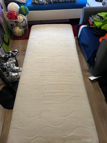 Gratis af te halen, matras 80x200, 19 cm hoog