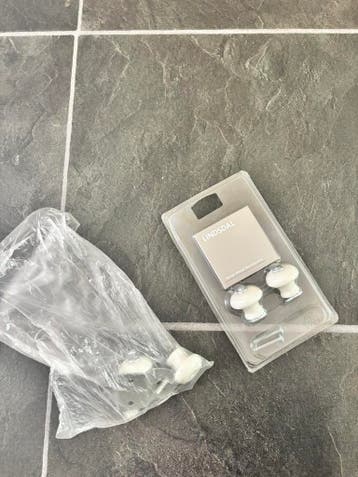 Kastknopjes gratis ophalen ikea ringsdal