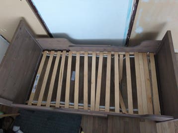 IKEA meegroeibed (zonder matras)