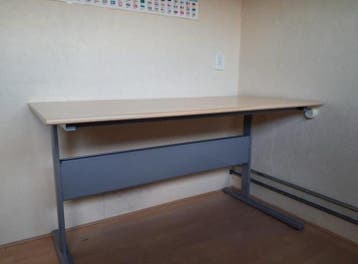 Bureau 72 - 138,5 cm GRATIS