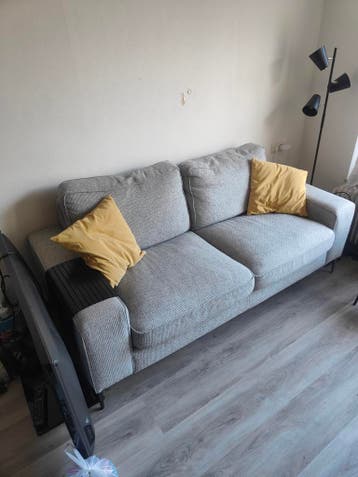 Gratis bank, moet dit weekend weg!