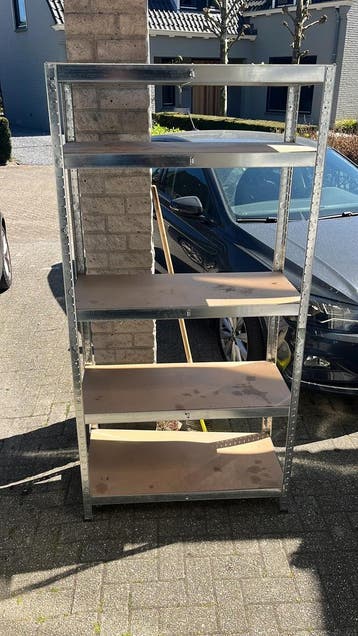 Gratis stellingkast - gebruikt