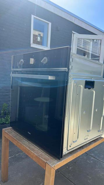 Defecte inbouw-oven Etna