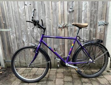 Gezocht. 90s Stalen mountainbike in buurt Zeeuws Vlaander