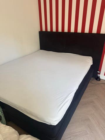 Tweepersoons boxspring met matras/topper - Zwart 160x200