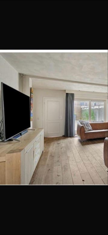 Houten TV-meubel (gedemonteerd)