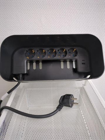 Kabel organizer met stekkerdoos (5 stopcontacten)