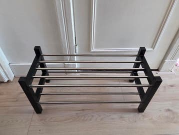 Schoenenrek IKEA Tsujig