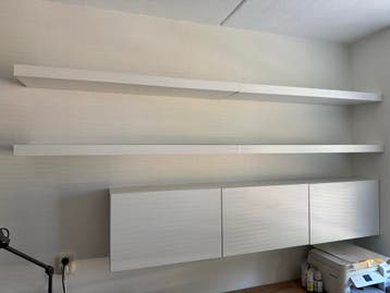 Gratis ophalen: Witte Wandkastjes en Planken - Complete Set