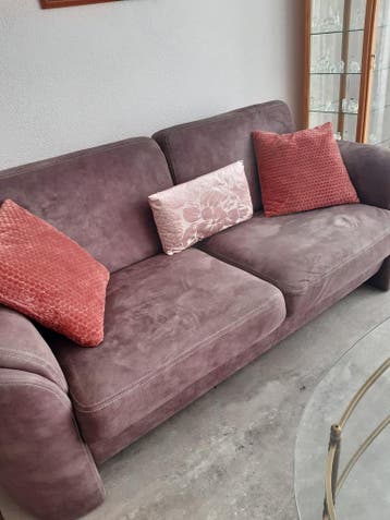 Gratis  2 1/2 zitter en 2 zits bank, stof, bruin