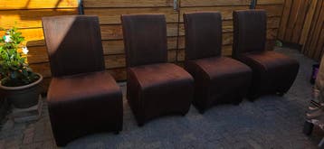 Set van 4 bruine eetkamerstoelen - Comfortabel en stijlvol