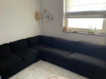 Gratis zwarte hoekbank