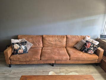 Gratis 3-zits bank, 285 cm lang