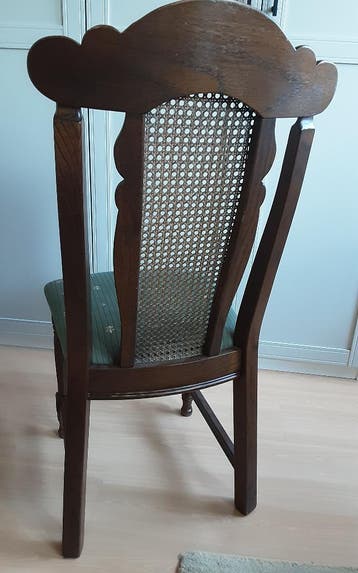 Eetkamerstoelen