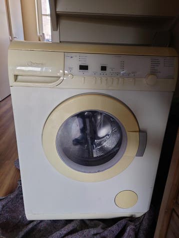 Gratis af te halen: Goed werkende Bauknecht wasmachine