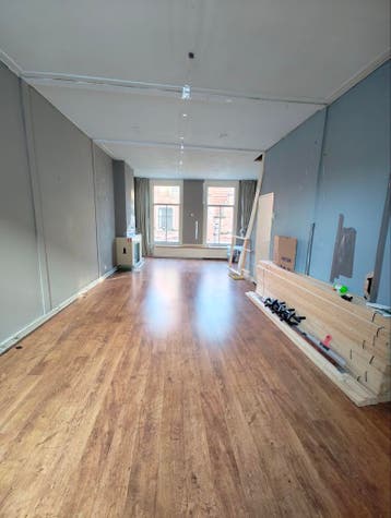 Gratis af te halen: Laminaat en ondervloer (ca. 40m2)