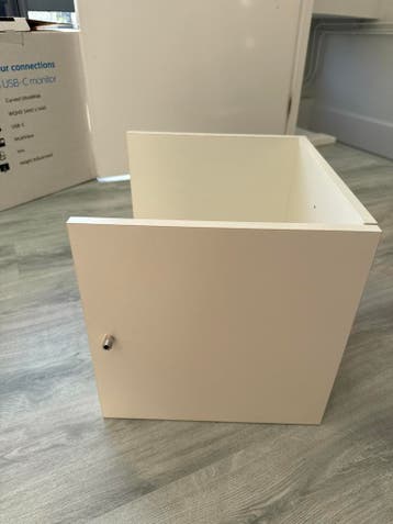 Wit vakje voor IKEA kast - Zo goed als nieuw