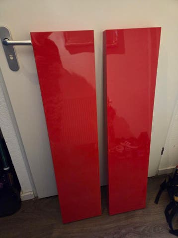 2x Ikea Lack rood wandplanken gratis (gebruikte staat